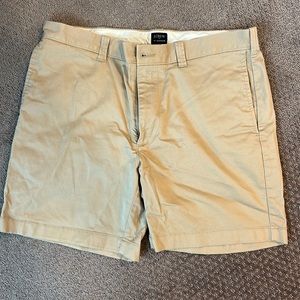 J Crew Men's Shorts - Tan Khaki - 7" Inseam - 34 Waist